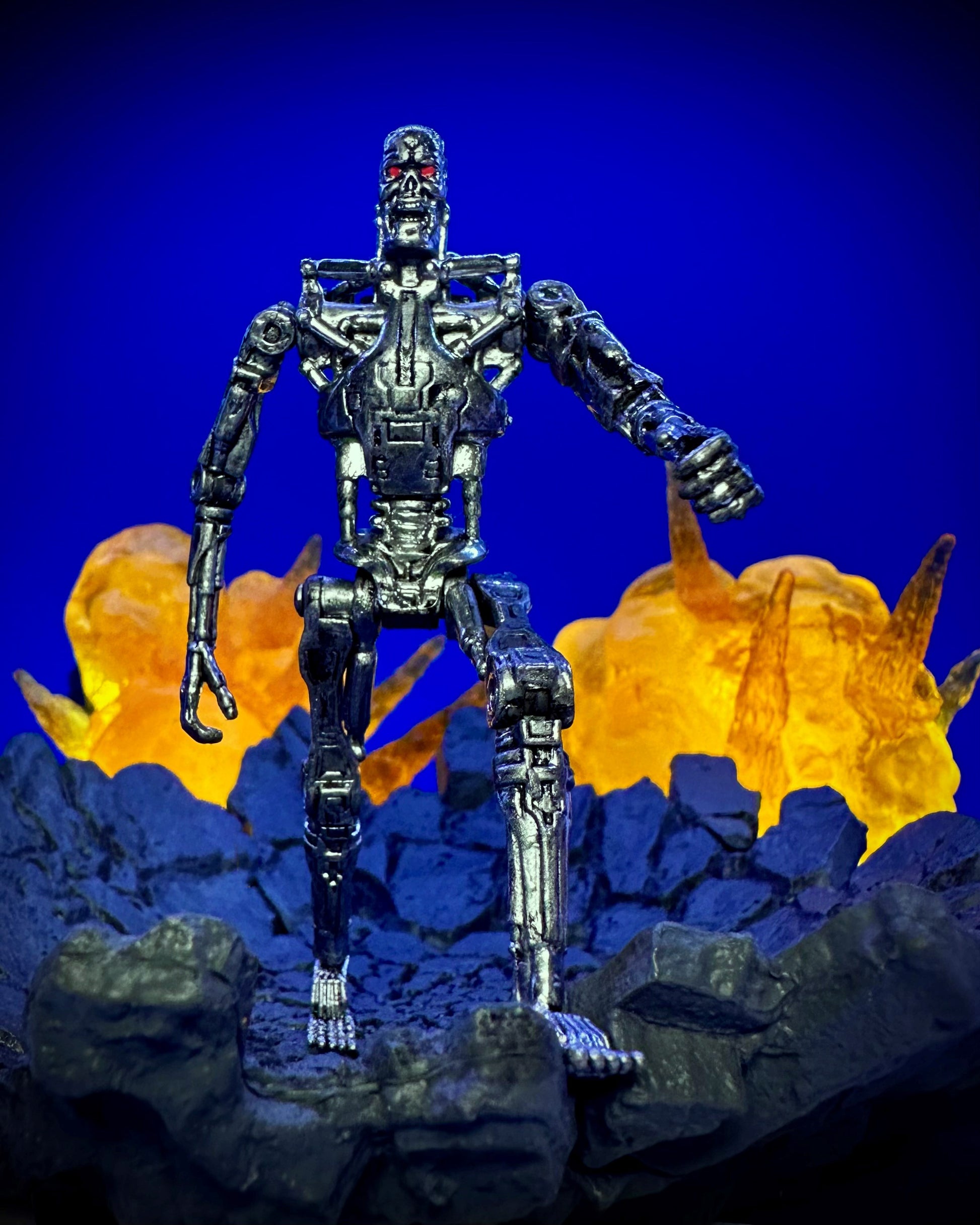 MEGA RARE : FIGURE "ROBOT ENDOSKELETON" 2000 's , "T 800,ROBOCOP" Style MEGA RARE : FIGURE "ROBOT ENDOSKELETON" 2000 's , "T 800,ROBOCOP" Style